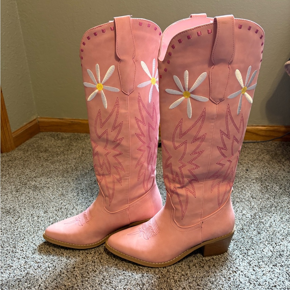Pink Floral Embroidered Cowboy Boots